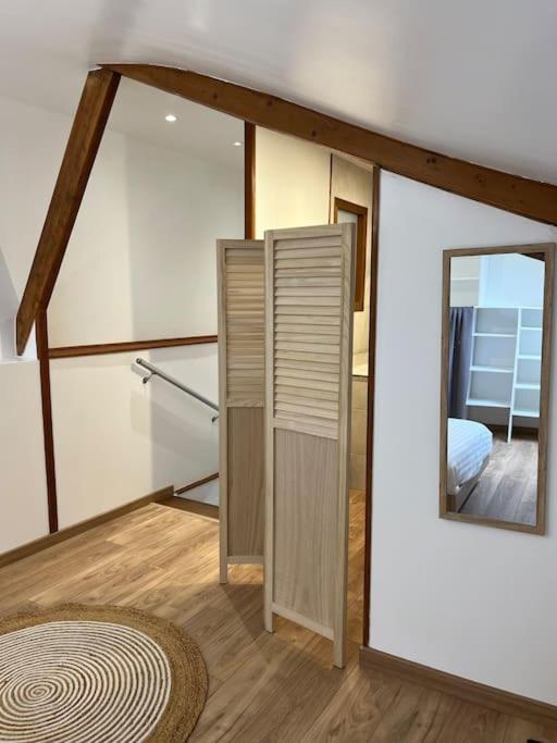 Petite Maison De Ville Au Calme Brie-Comte-Robert Exteriér fotografie